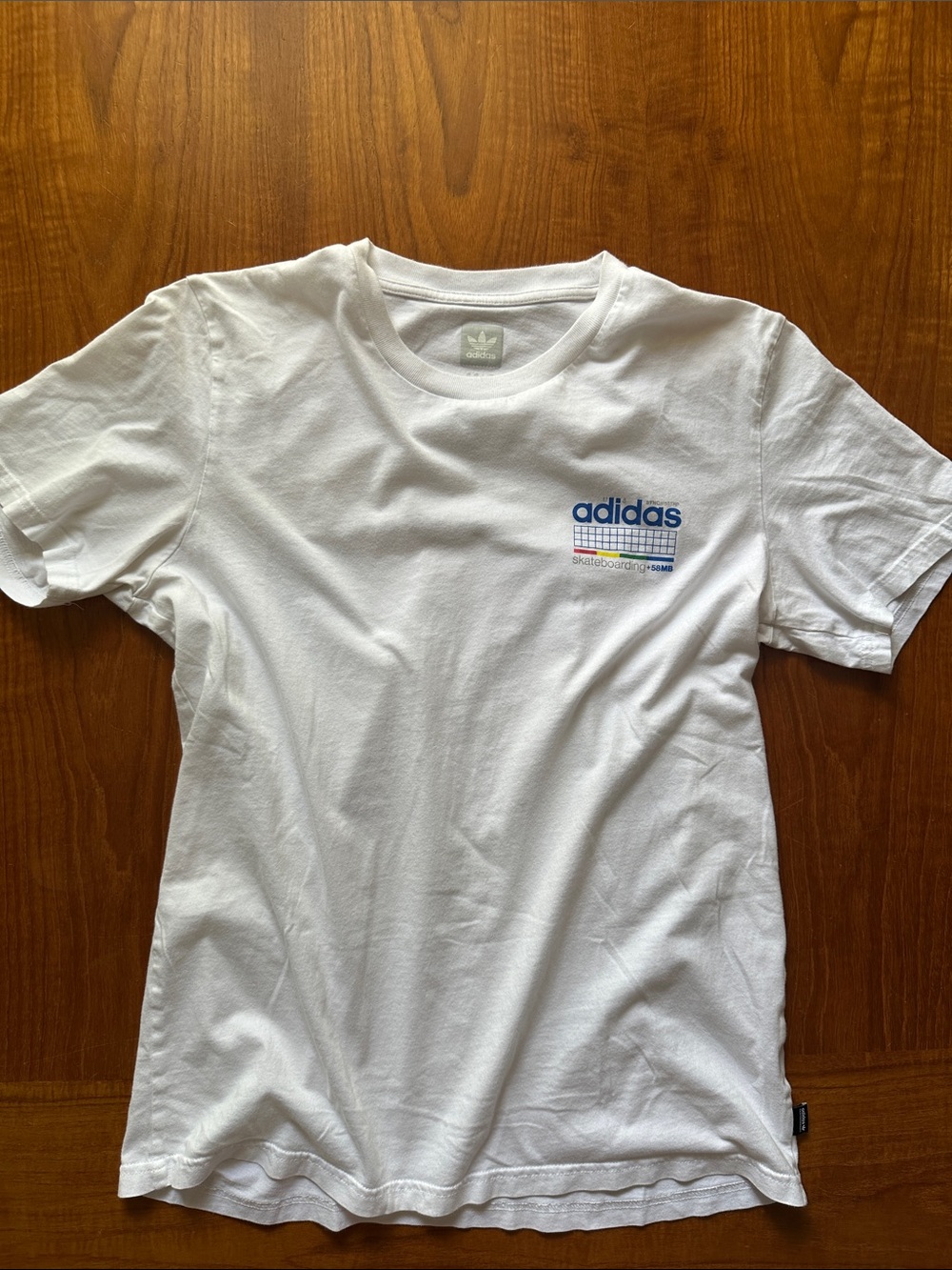 adidas skateboarding White Tee +58MB